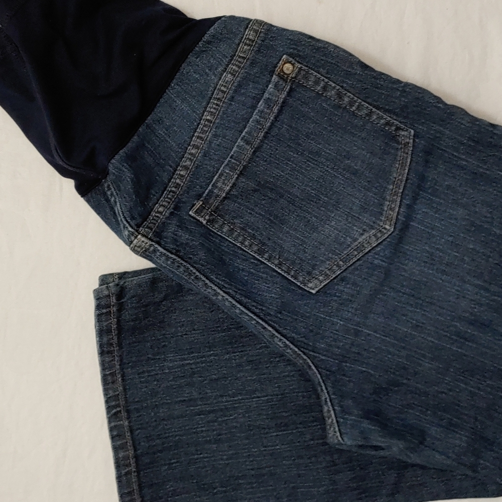 Liz Lange Maternity Women's Size 6 Jeans Capri
